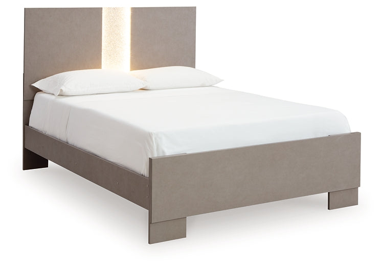Surancha Panel Bed