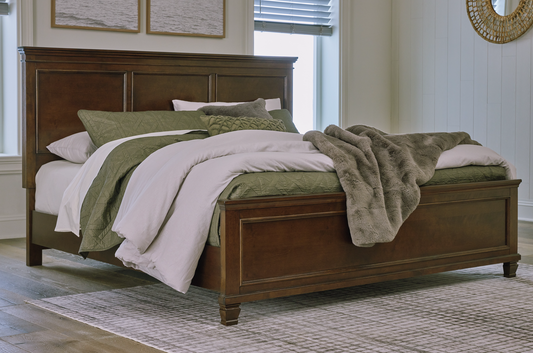 Danabrin Panel Bed