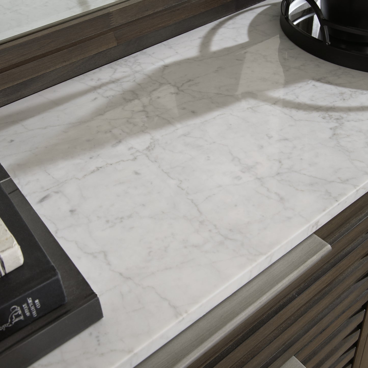 Arkenton King Panel Bed with Mirrored Dresser and Chest