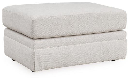Maitelynn Ottoman