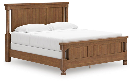Rowlenstown King Poster Bed