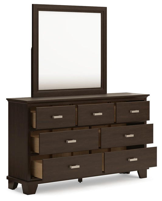 Covetown California King Panel Bed with Mirrored Dresser and Nightstand