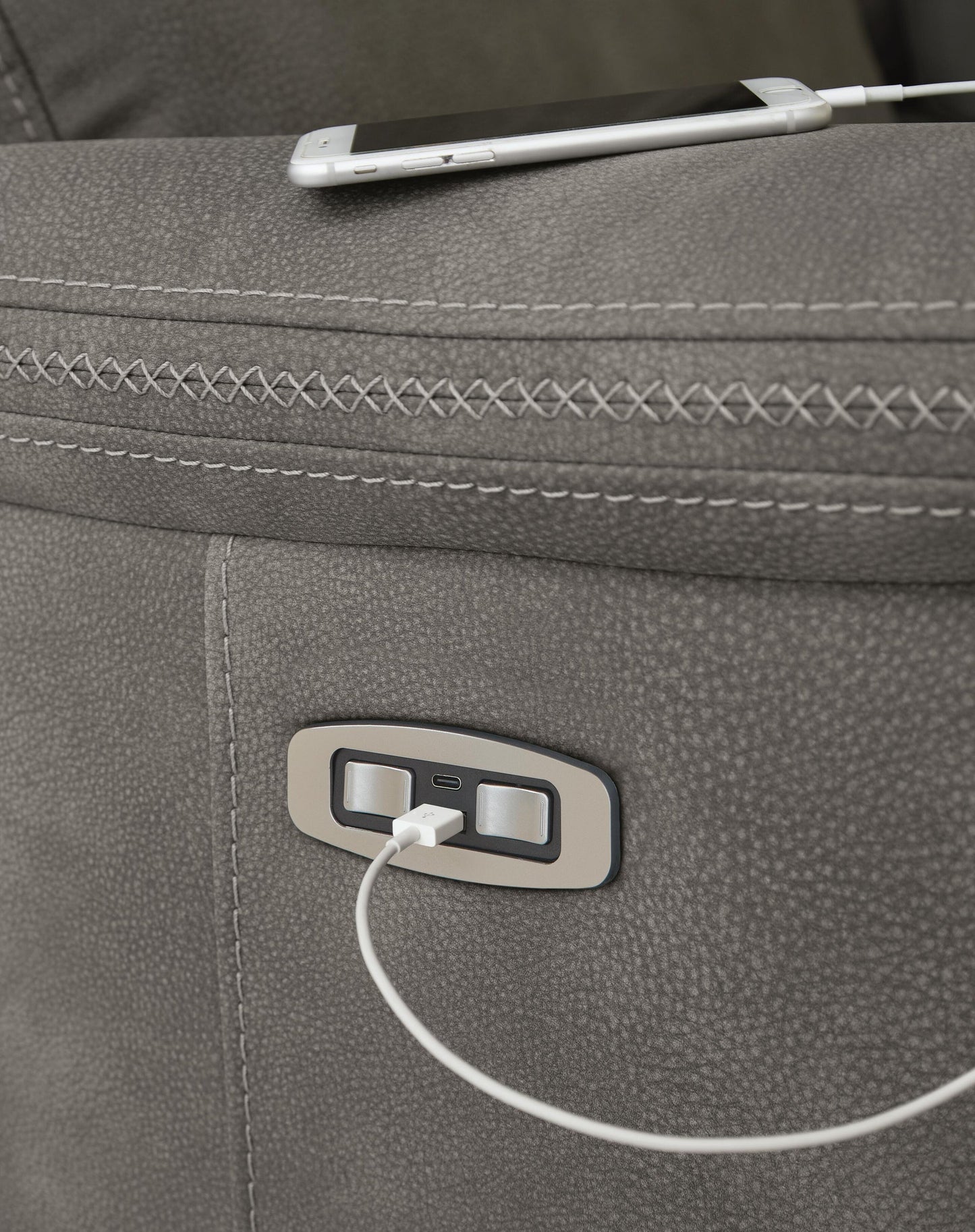 Next-Gen Durapella PWR Recliner/ADJ Headrest